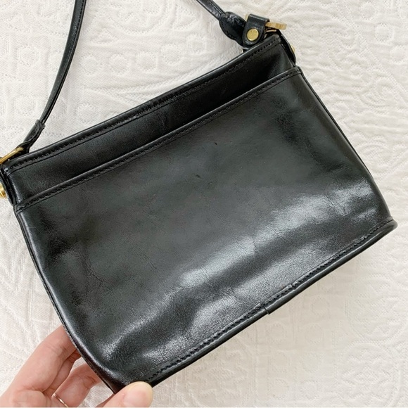 Brahmin Black‎ Croc Reptile Embossed Leather Crossbody Bag - Picture 4 of 8